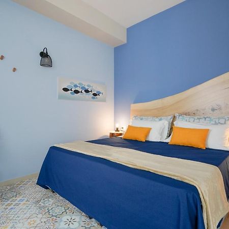 Mediterranea Apartment- Central Station - Free Wifi&Netflix Bari Extérieur photo
