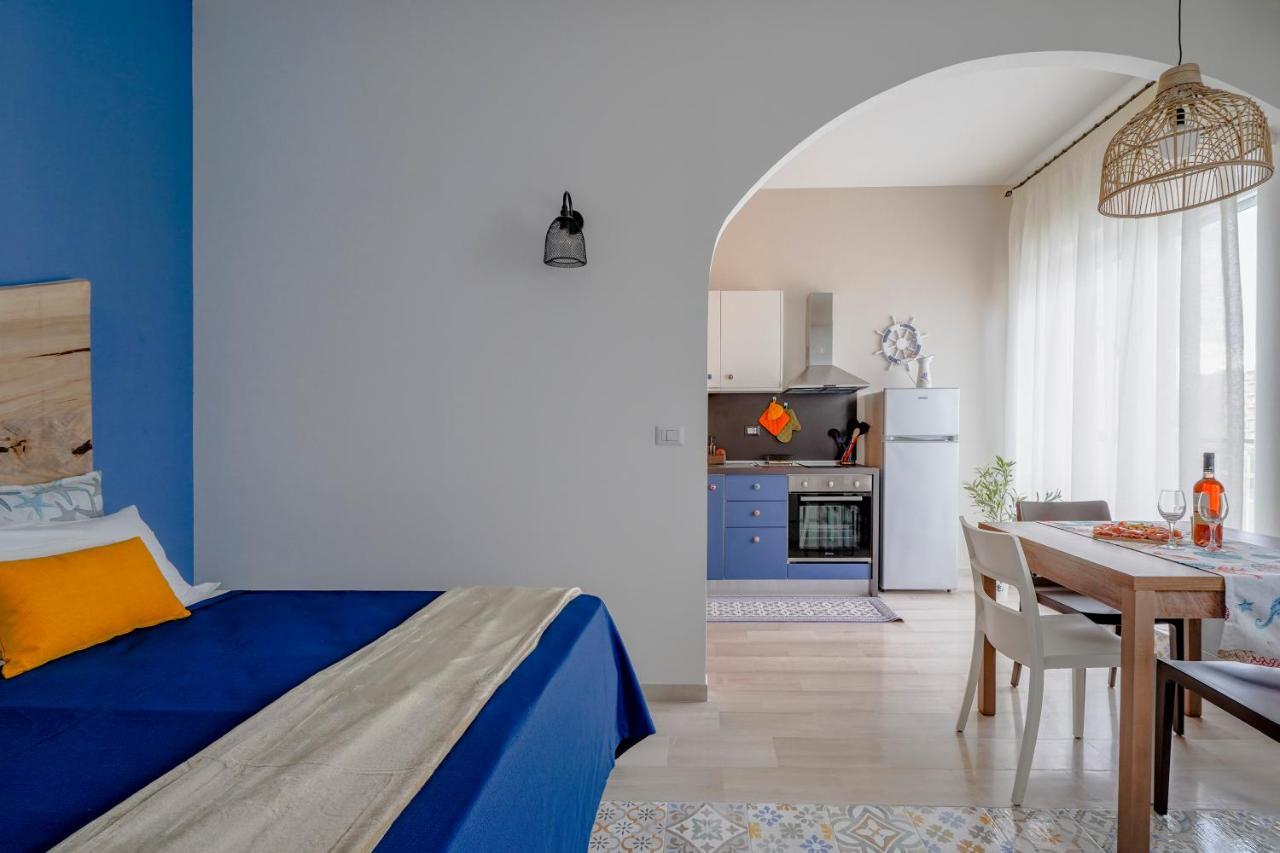Mediterranea Apartment- Central Station - Free Wifi&Netflix Bari Extérieur photo