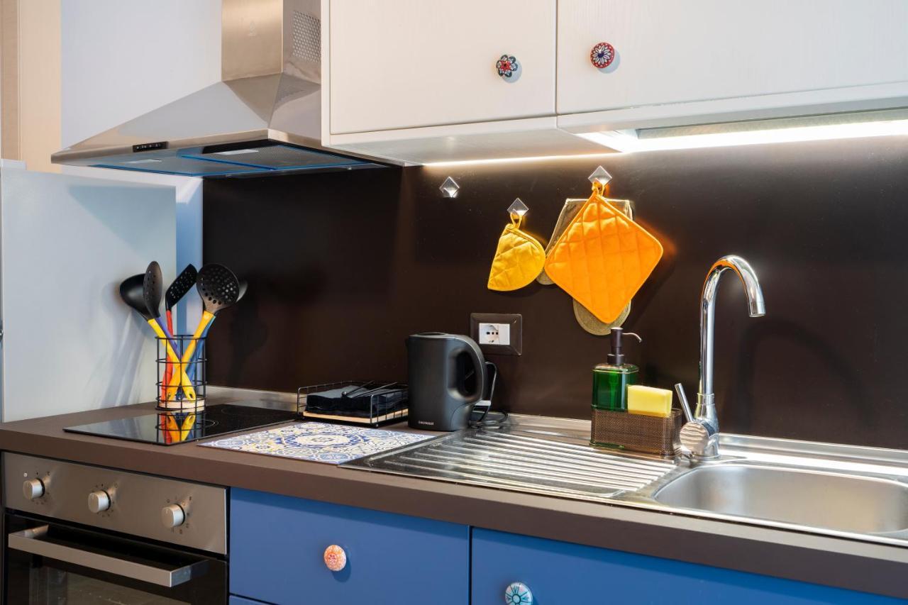 Mediterranea Apartment- Central Station - Free Wifi&Netflix Bari Extérieur photo